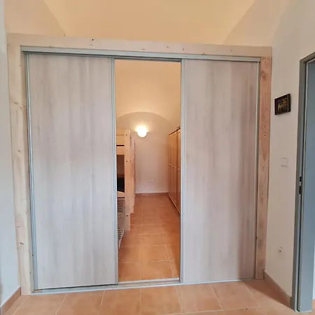 Mount Hosin - Byvala Sypka Historickeho Statku U Ceskych Budejovic Apartman Hluboká nad Vltavou