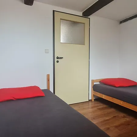 Apartman Mount Hosin - Byvala Sypka Historickeho Statku U Ceskych Budejovic *