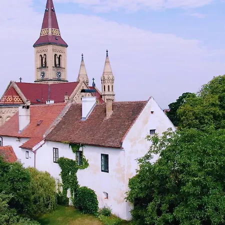Mount Hosin - Byvala Sypka Historickeho Statku U Ceskych Budejovic Apartman